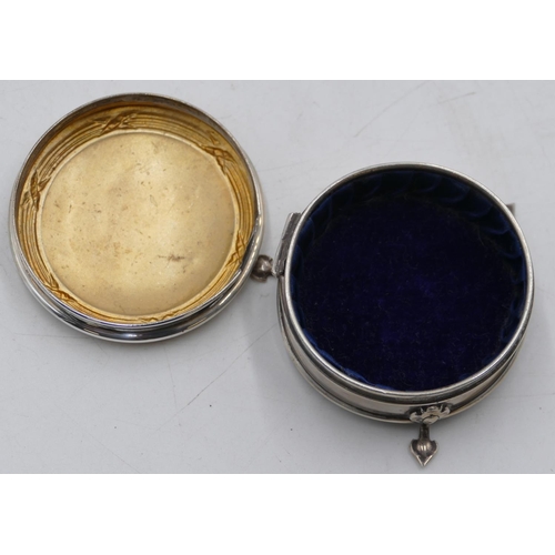 287 - A Birmingham silver round trinket box with hinged lid (hinge a/f) enclosing blue velvet interior and... 