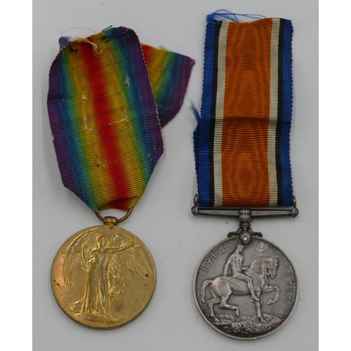 319 - A pair of WWI military medals 