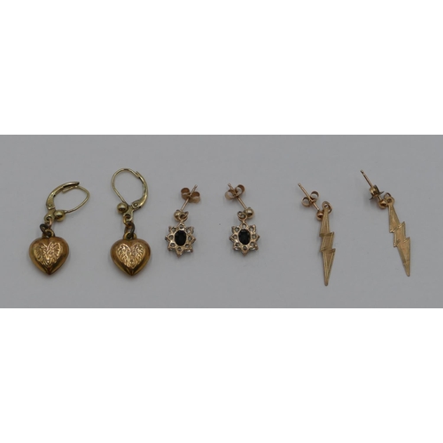 360 - 2 pairs of gold earrings and a pair of drop heart shaped earrings (6)