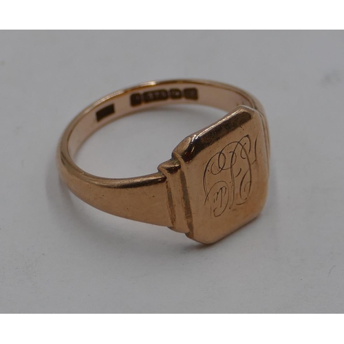 420 - A 9ct gold signet ring, size P/Q, 4.9 grams.