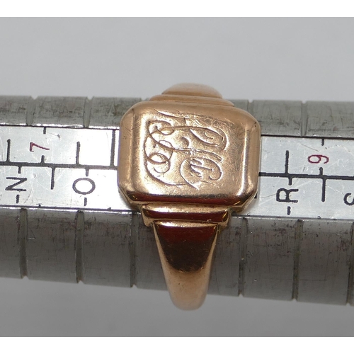 420 - A 9ct gold signet ring, size P/Q, 4.9 grams.