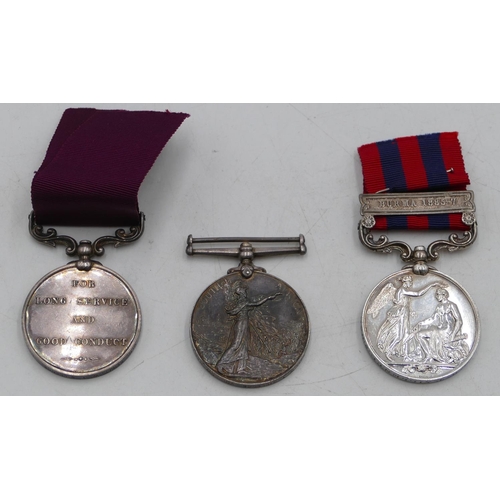 467 - A British Army Indian General Service medal with Burma 1885-7 bar, a South Africa Victorian medal an... 