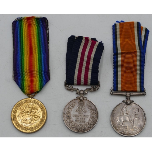 468 - 3 WWI Military medals, Bravery in the Field, 1914-18 medal and War medal 