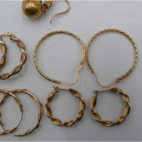 566 - 4 pairs of 9ct gold circular earrings, 6 grams and an odd Victorian gold drop earring mounted with t... 