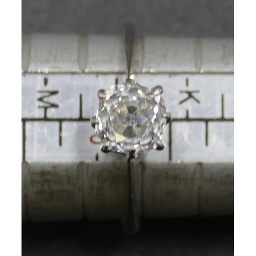 625 - An 18ct white gold ladies' solitaire square cut diamond ring, diamond approx. 0.80ct, size L.