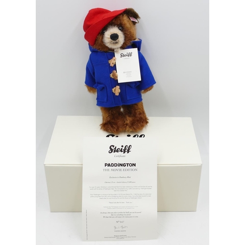 712 - A modern Steiff teddy bear 