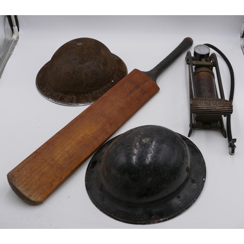 726 - 1 Len Hutton Slazenger cricket bat, a Kisnet Lorry foot pump and 2 helmets. (4)