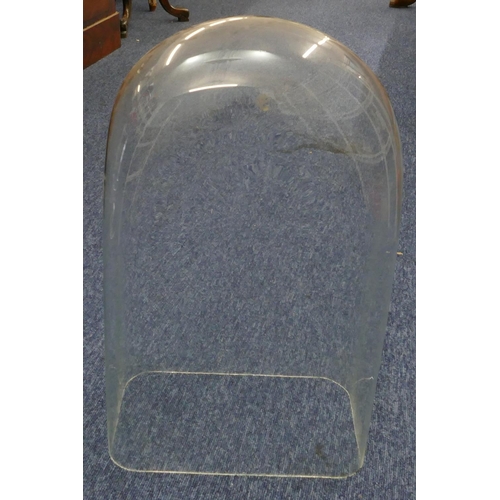 199 - A rectangular shaped glass dome, 49cm high, 30cm wide, 18cm deep.