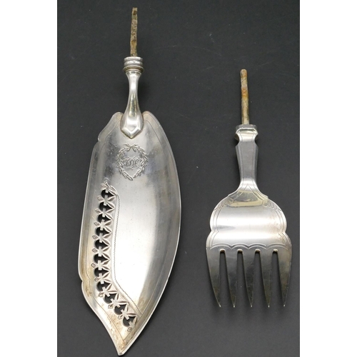 283 - A George III silver fish slice with pierced decoration (no handle) London 1801, makers mark J.W. and... 