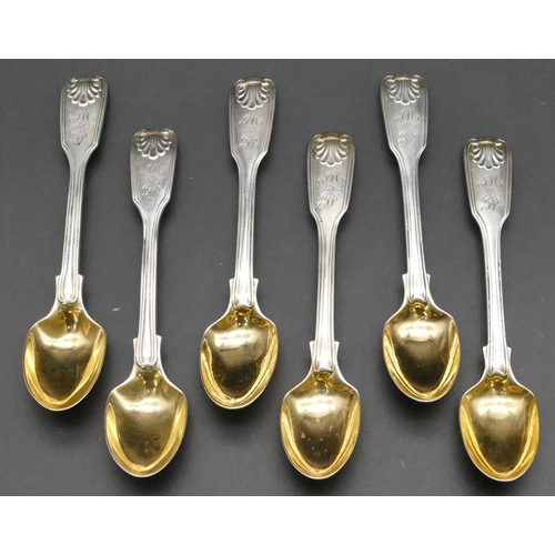 288 - A Harlequin set of 6 Victorian silver and silver gilt King's pattern teaspoons, 5.1oz.