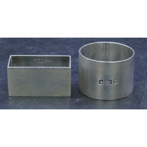 307 - A modern London heavy silver round napkin ring with engine turn decoration, engraved and monogramed ... 