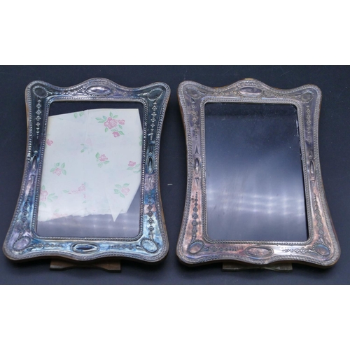 320 - 2 similar Birmingham silver mounted freestanding photograph frames, 18cm high.