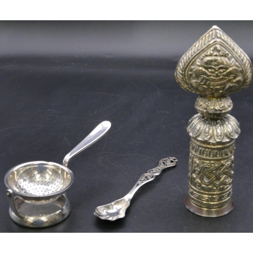 383 - A Victorian Birmingham silver jam spoon with shell shaped bowl with pierced handled, an Eastern silv... 