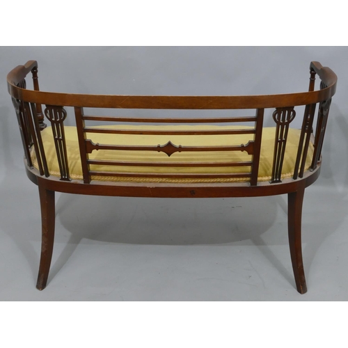 743 - An Edwardian mahogany 2-seater tub settee with inlaid boxing and stringing, over stuffed seat on squ... 