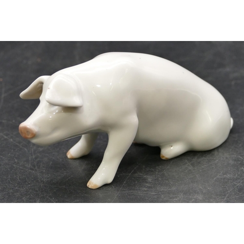 12 - A Royal Copenhagen figure of a pig 1400, 14cm long