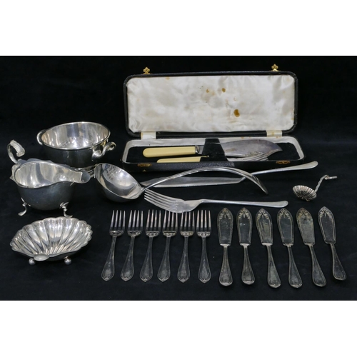 250 - A silver plated shell shaped dish, a plated soup ladle, a pair of plate fish servers, 6 plated fish ... 