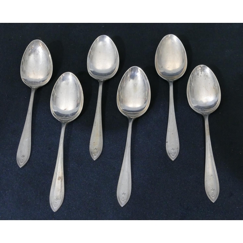 251 - A set of 6 Birmingham silver teaspoons, makers mark H.T & S., 2oz