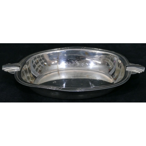 260 - A London silver rectangular shaped 2-handled small dish, 16.5cm wide, 4.5oz