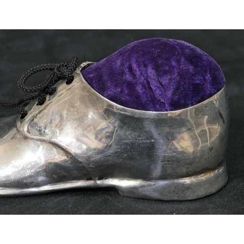 277 - A George V silver novelty pin cushion in the form of a shoe, 12.5cm long, Chester 1923