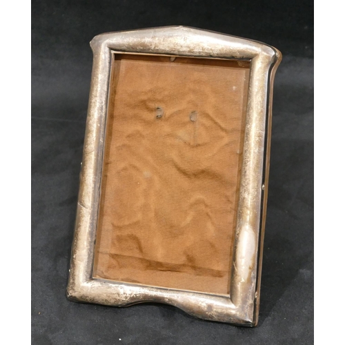 283 - A Birmingham silver mounted free-standing photograph frame, 16.5cm high