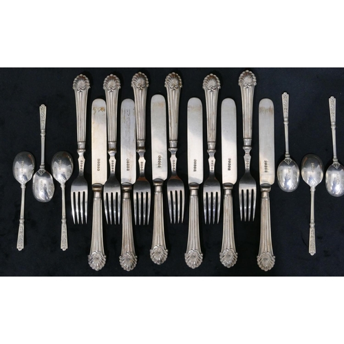 286 - A set of 6 silver plated fruit knives and forks with embossed shell handles in mahogany case, a set ... 