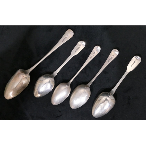 303 - 2 Georgian silver dessert spoons, 2 Georgian silver dessert spoons, a Georgian silver tablespoon, 5.... 