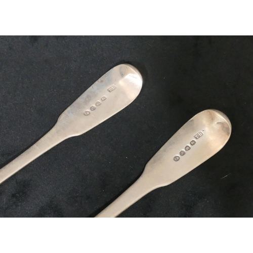 305 - A pair of Georgian silver tablespoons, maker's mark T.B., 4.3oz