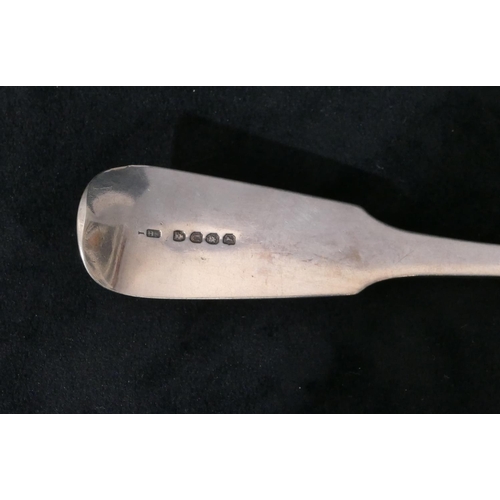 313 - A George III silver soup ladle, London 1815, maker's mark S.H., 7.2oz