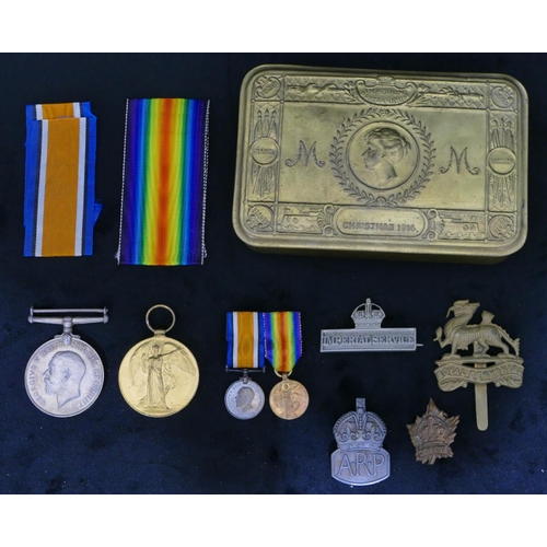 412 - 2 WWI medals, 1914-18 medal and war medal with matching miniature medals 