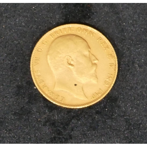 437 - An Edward VII gold sovereign, 1909, 8 grams