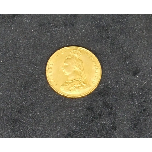 439 - A Victorian gold sovereign, 1887, 8 grams