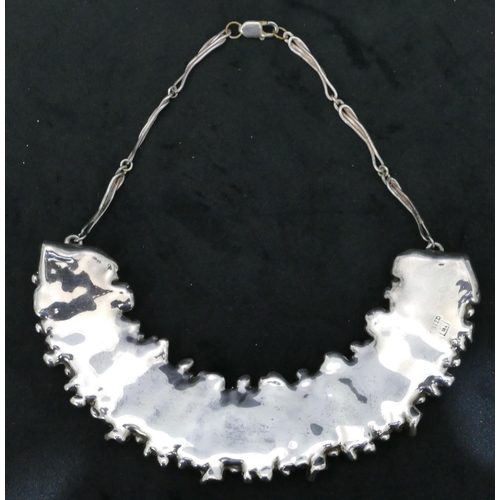 503 - A modern 925 silver necklace with filled drop, 36.5cm long, cased.