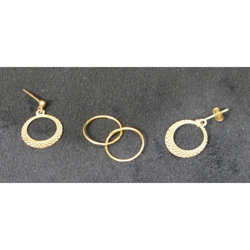 544 - A pair of 9ct gold circular drop earring, another pair of similar earrings, 1.8 grams. (4)