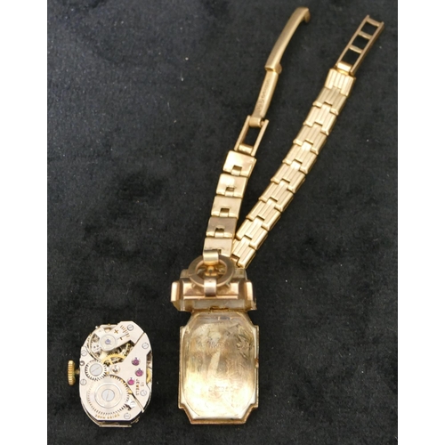 556 - A 9ct gold ladies Emka wristwatch with matching strap bracelet, 10 grams without movement.