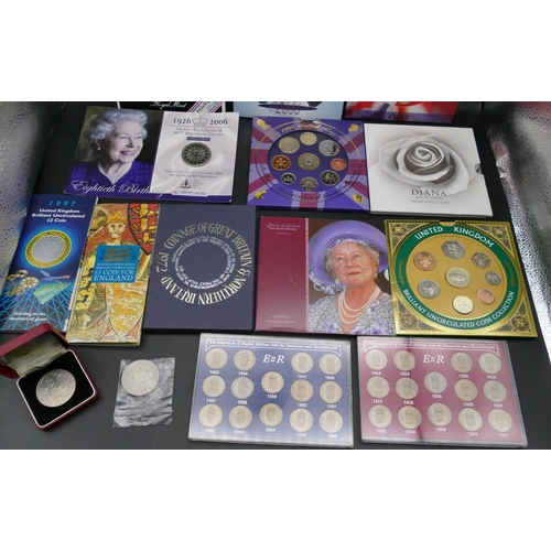 585 - A quantity of various modern proof coinage, Queen Elizabeth 80th birthday crown, Princess Diana memo... 