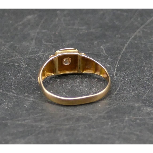 615 - A 15ct gold ring with single diamond, Size N, 1.9 grams