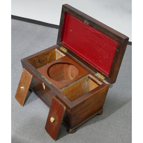 632 - 20th Century rosewood sarcophagus shaped tea caddy with hinged lid, enclosing 2 lidded compartments ... 