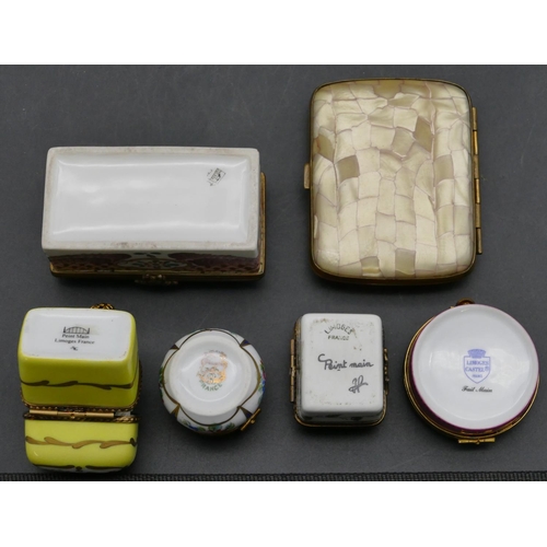 668 - A porcelain rectangular shaped snuff box with hinged lid and gilt metal mounts, on white ground and ... 