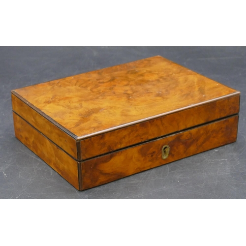 686 - A burr walnut rectangular shaped box with hinged lid (lock in need of restoration), 16.5cm wide