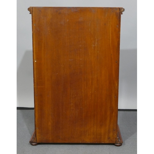 693 - A 19th Century mahogany tabletop display cabinet with glass panel door and sides, enclosing shelves,... 