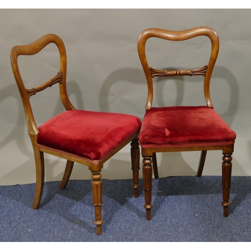 790 - A set of 6 19th Century mahogany open backed single chairs with red velvet overstuffed seats on roun... 