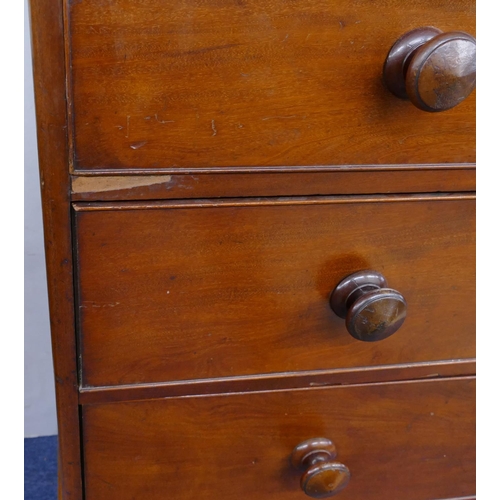 826 - A 19th Century mahogany straight front chest of drawers with 2 short and 3 long graduated drawers, w... 