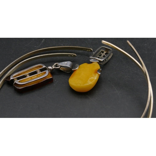 395 - A 925 choker necklace mounted with amber drop, another similar necklace (2)