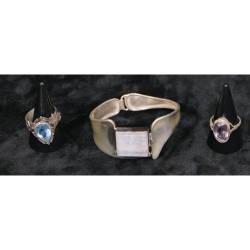 403 - A 925 silver hinged bangle set with square white stone, 2 silver rings (3)