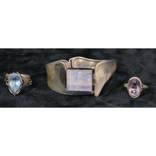 403 - A 925 silver hinged bangle set with square white stone, 2 silver rings (3)