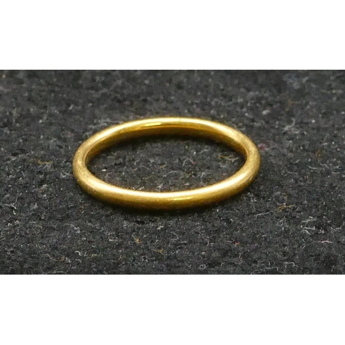 458 - A 22ct gold wedding ring, size K, 2.3 grams.