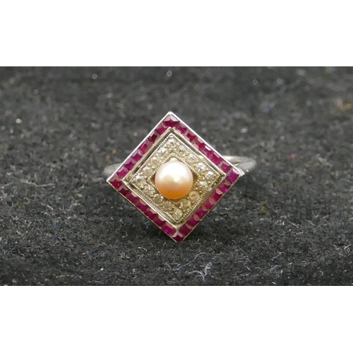 466 - An Art Deco ladies platinum square ring set with centre pearl, surrounded by 16 diamonds and various... 