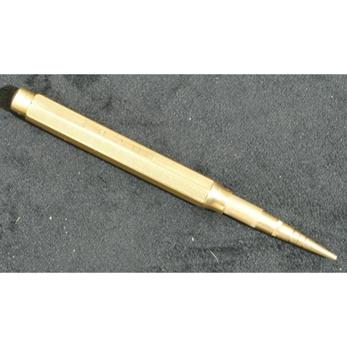 688 - A Sampson Mordan 9ct gold gravity pencil, stamped Asprey with engine turned decoration, 12.5cm long ... 