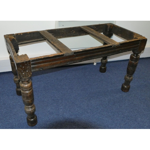 840 - A 17th Century oak refectory base with later top, 4 round turned legs (all feet have been tipped), b... 