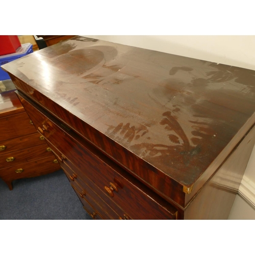 842 - A large Victorian mahogany straight front chest of drawers with 3 long drawers in between 2 large lo... 